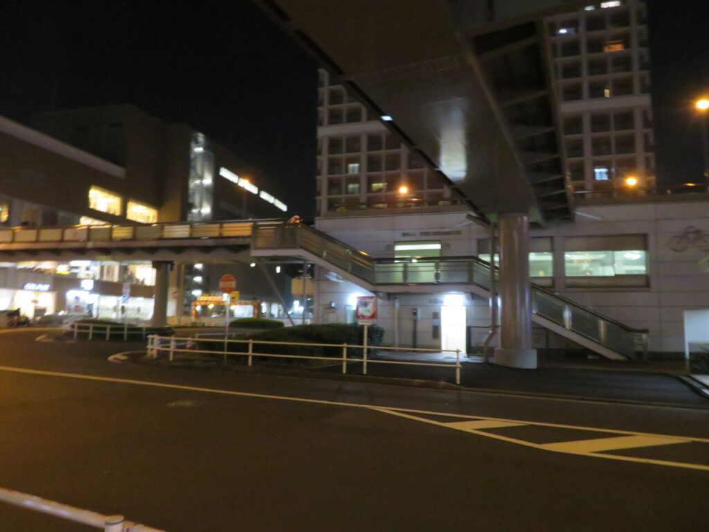 変態OLさんのお家へ凸