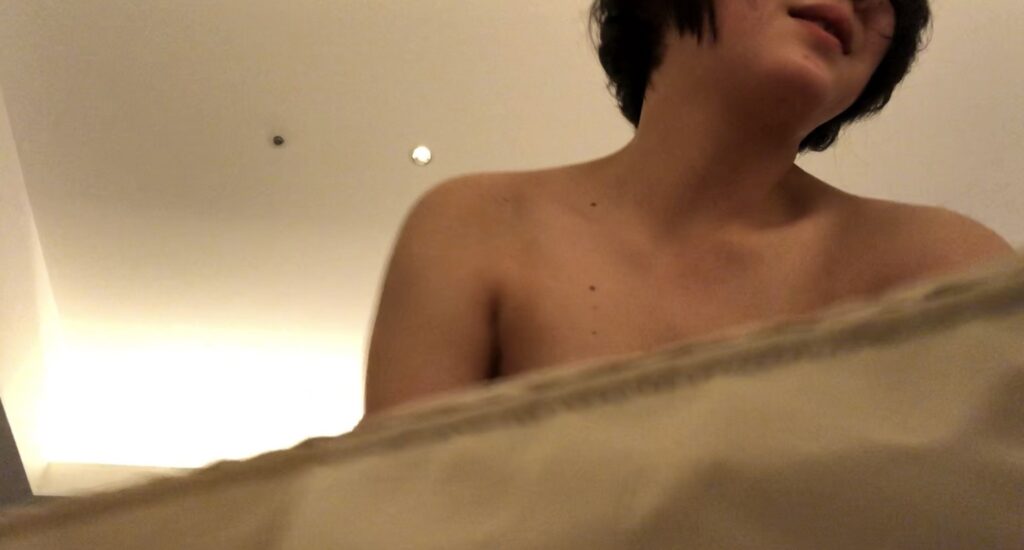 【音声あり】乳首いじられるのが大好きな20代のドMな方の調教
